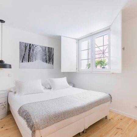 Bairro Alto Design Apartment Lisbon Bagian luar foto