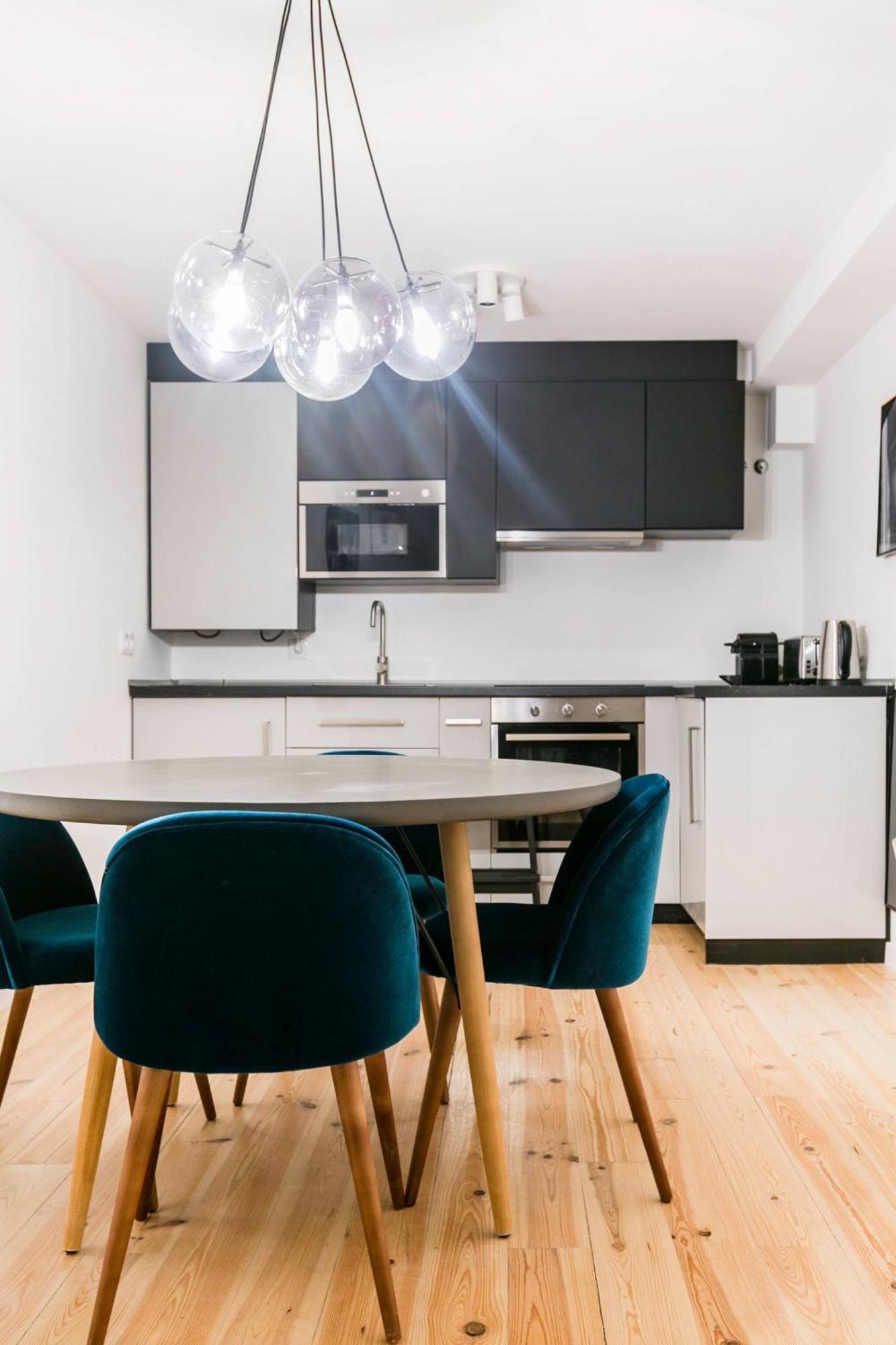 Bairro Alto Design Apartment Lisbon Bagian luar foto
