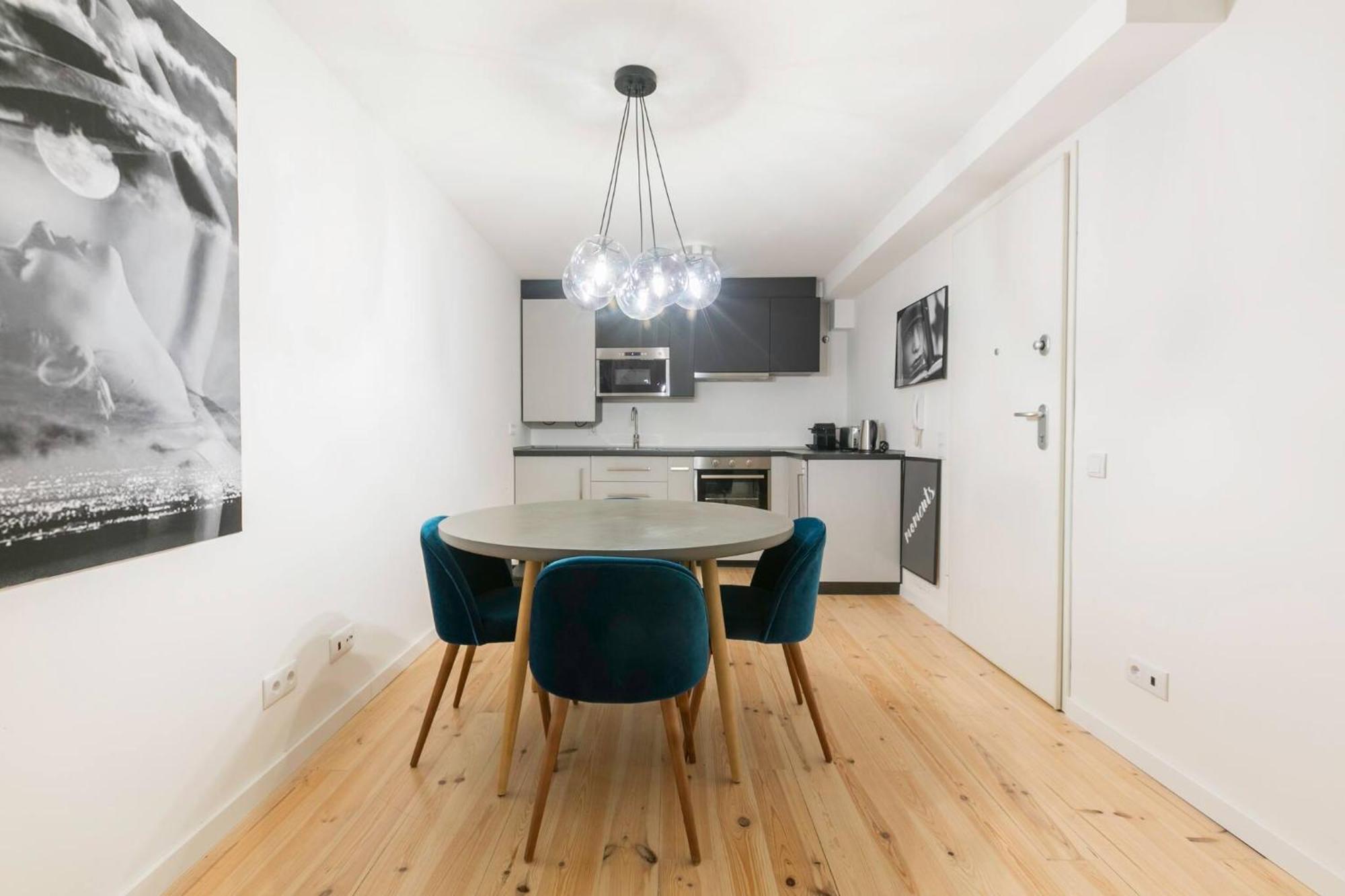 Bairro Alto Design Apartment Lisbon Bagian luar foto