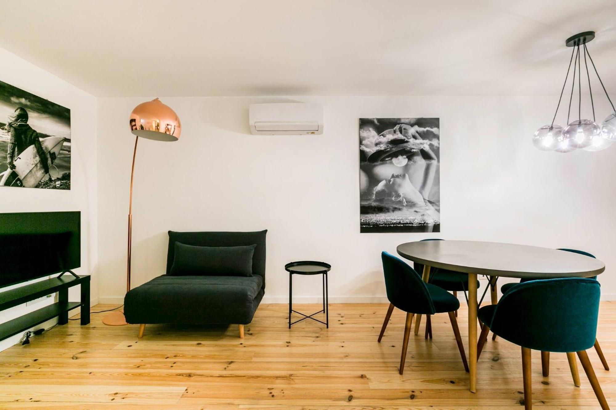 Bairro Alto Design Apartment Lisbon Bagian luar foto